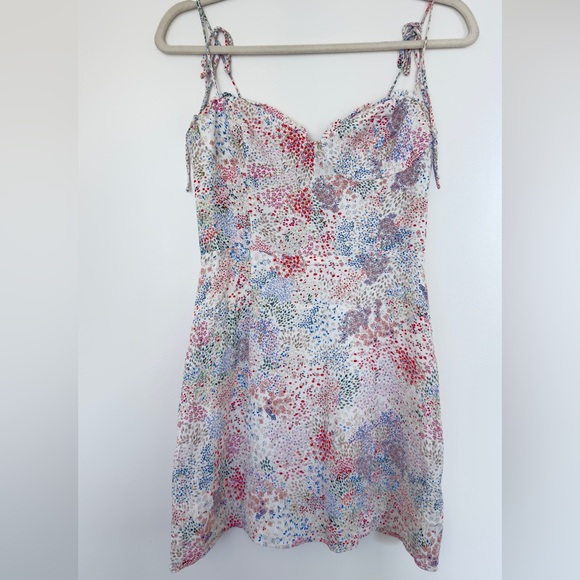 Fable Dress - Picture 1 of 3